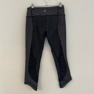 Lululemon Cropped Black Detailed Legging, Size 4